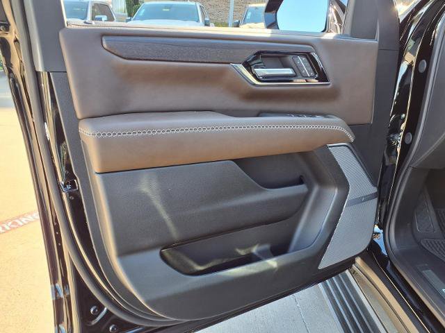 New 2026 GMC Yukon XL Denali Ultimate w/ LPO, Illumination Package image 21