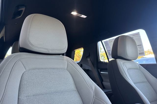 Used 2026 GMC Terrain Elevation w/ Black Edition image 17