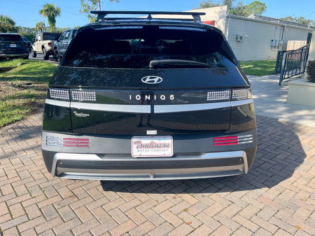 Used 2025 Hyundai Ioniq 5 SEL image 4