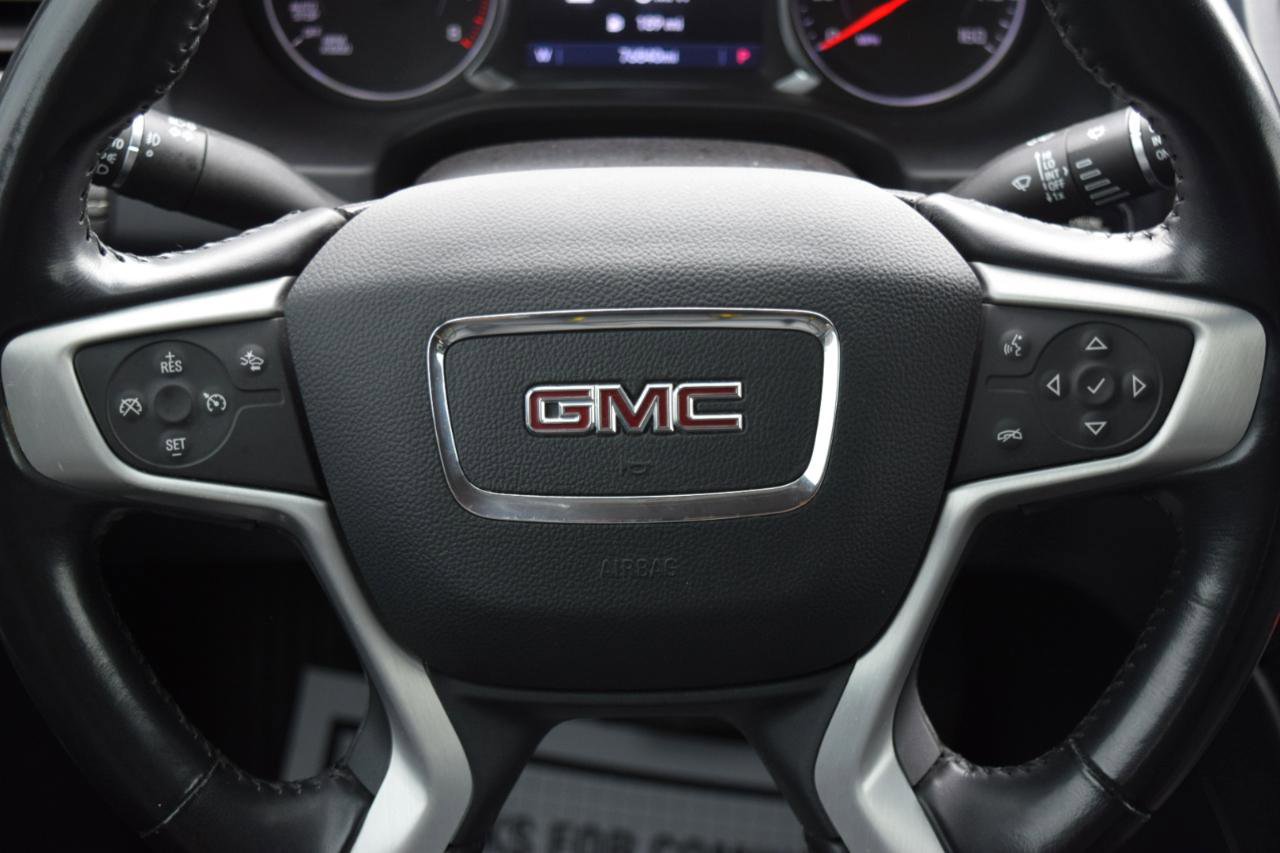 Used 2021 GMC Acadia SLT FWD image 19