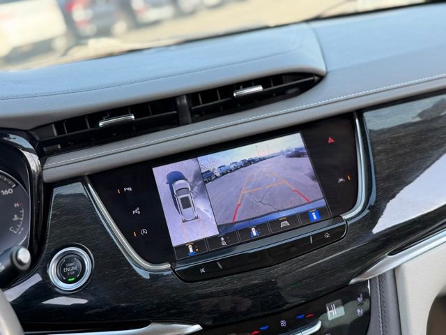 Used 2022 Cadillac XT6 Premium Luxury w/ Technology Package image 3