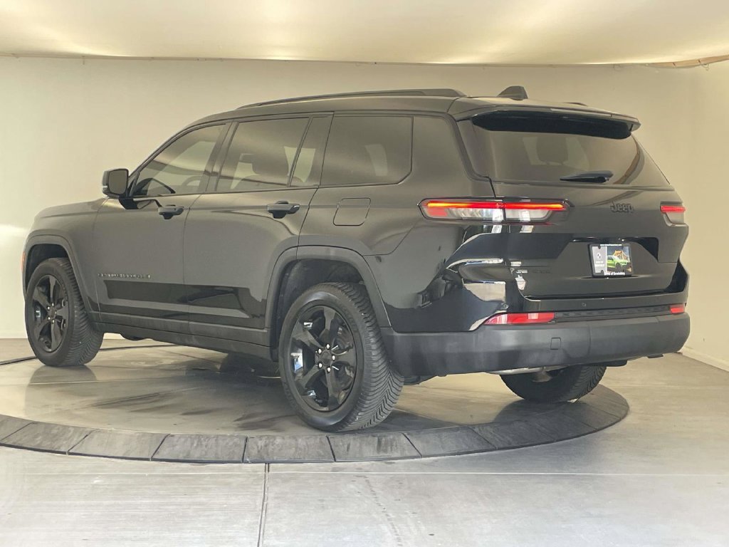 Used 2023 Jeep Grand Cherokee L Laredo AWD/4WD image 3