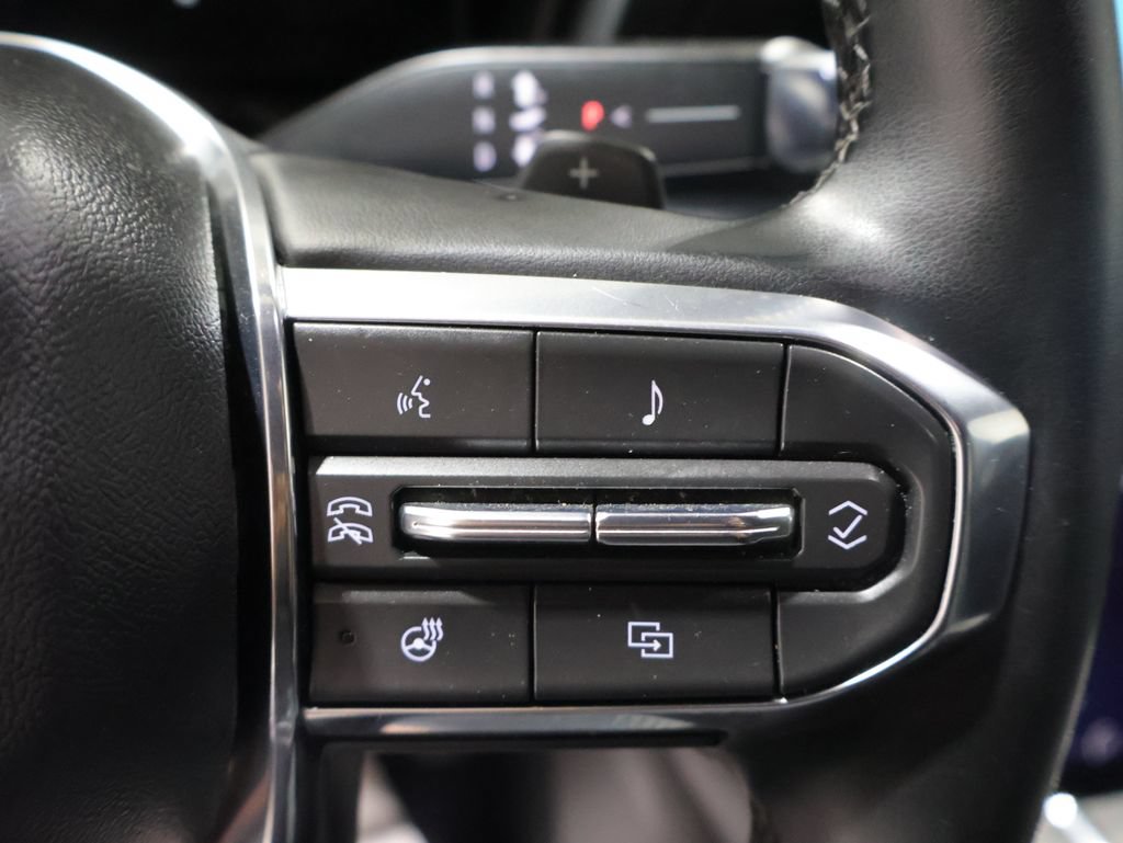 Used 2025 GMC Terrain Elevation AWD/4WD image 30