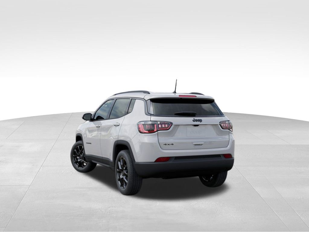New 2026 Jeep Compass Latitude image 3