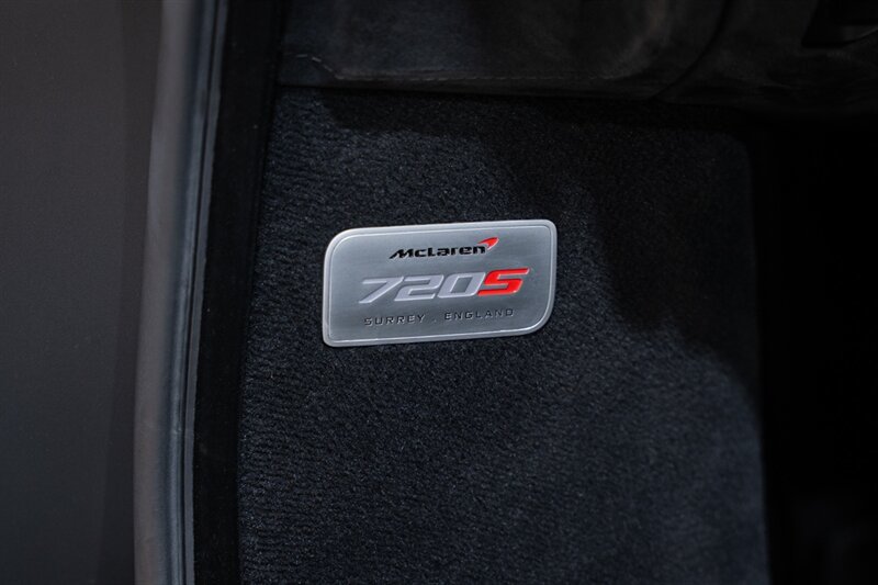Used 2018 McLaren 720S Performance RWD image 52