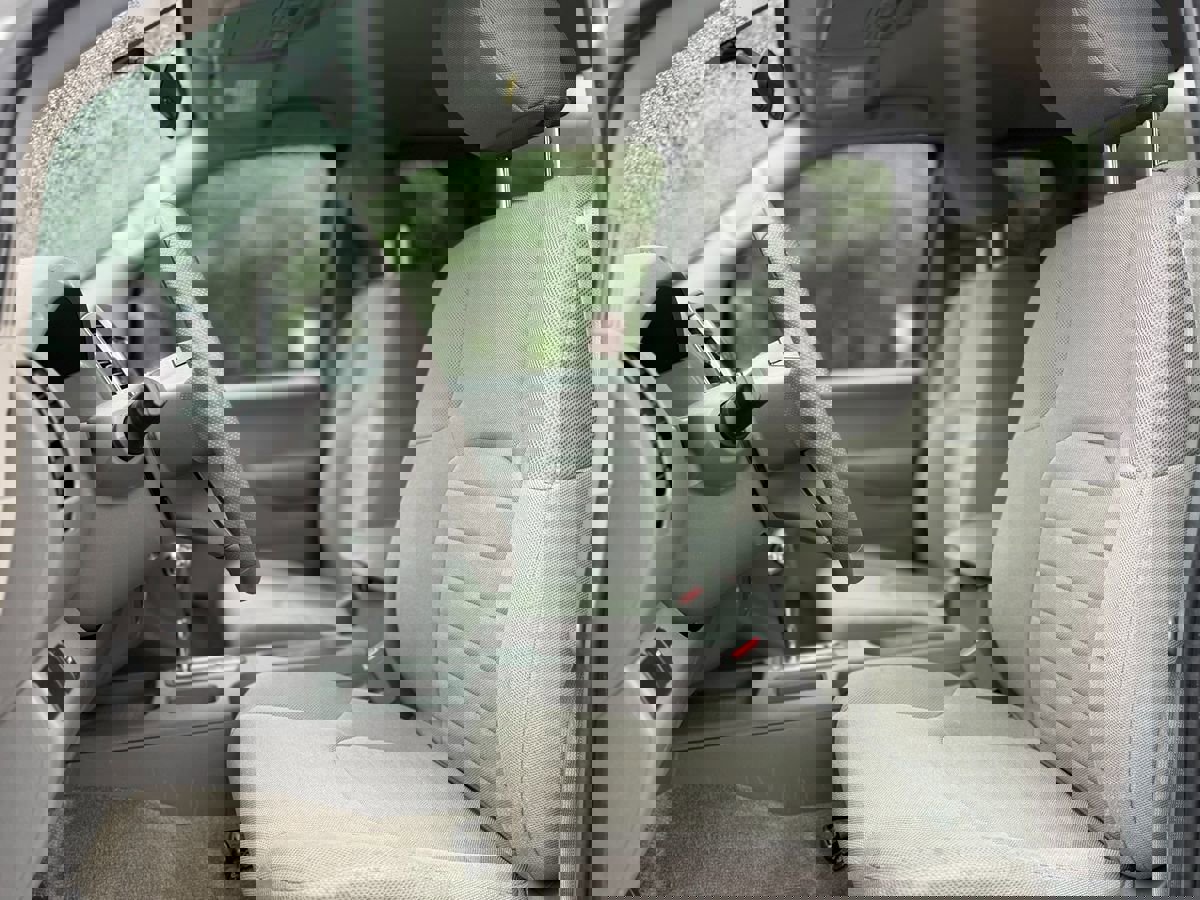 Used 2018 Nissan Frontier S image 19