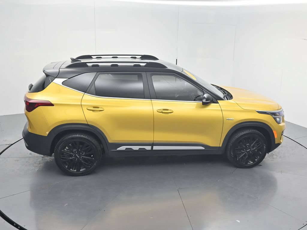 Certified 2023 Kia Seltos Nightfall Edition AWD/4WD image 52