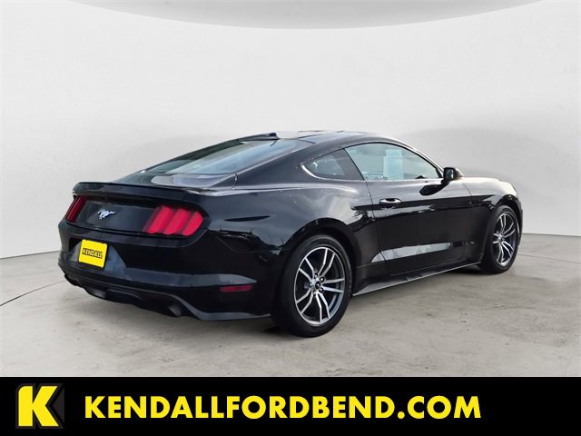 Used 2016 Ford Mustang Premium image 5