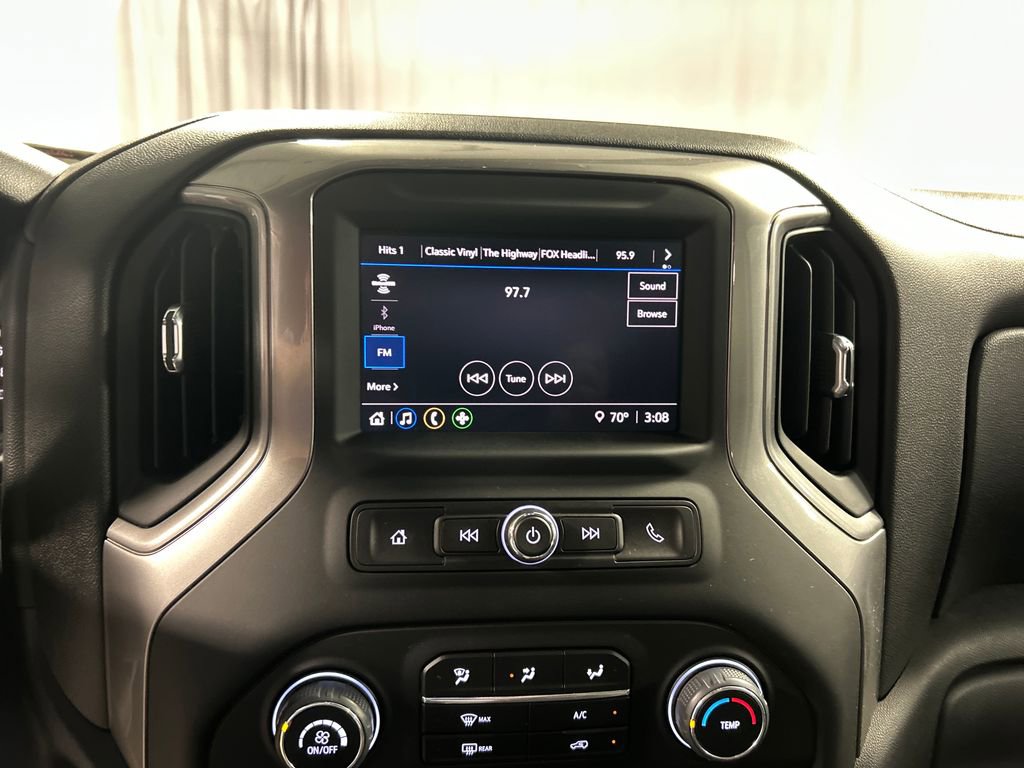 Used 2024 Chevrolet Silverado 1500 Custom w/ LPO, Dark Essentials Package AWD/4WD image 17