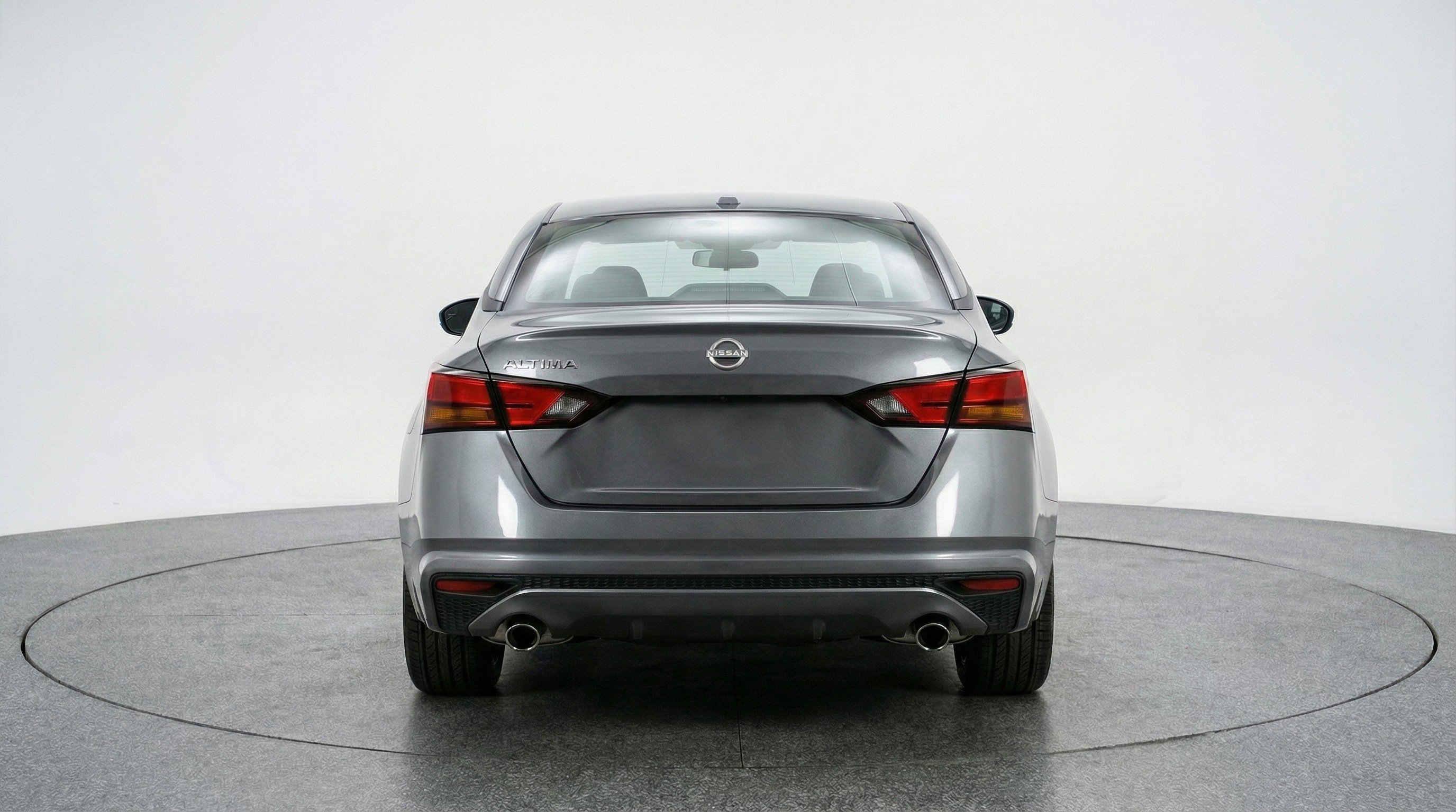 Used 2025 Nissan Altima 2.5 SV image 7