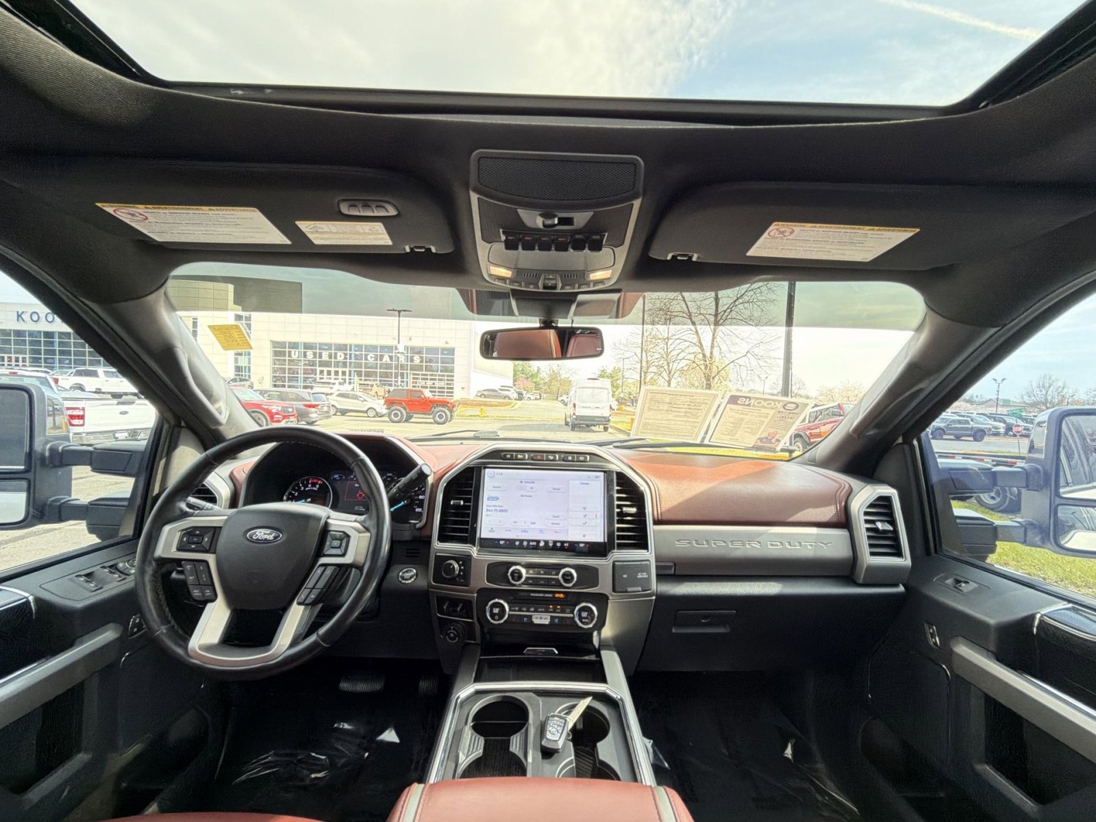 Used 2022 Ford F450 Platinum w/ FX4 Off-Road Package image 42