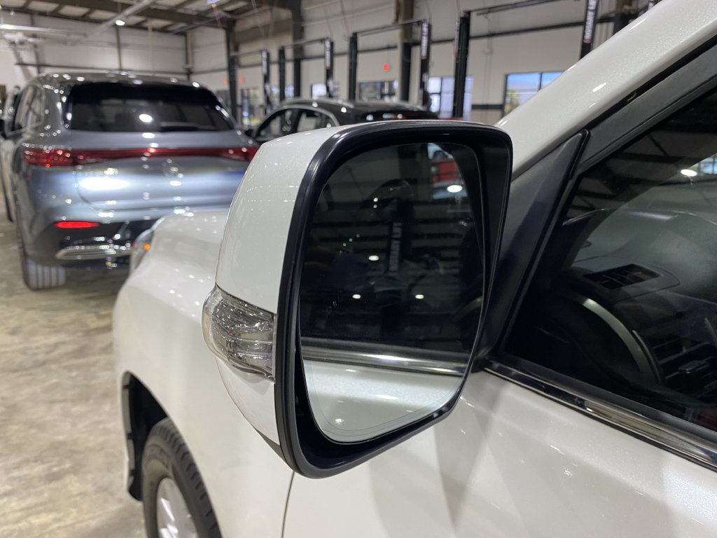Used 2023 Lexus GX 460 Premium AWD/4WD image 19