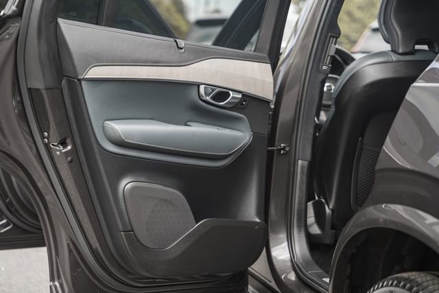 Used 2023 Volvo XC90 B6 Ultimate w/ Lounge Package AWD/4WD image 37