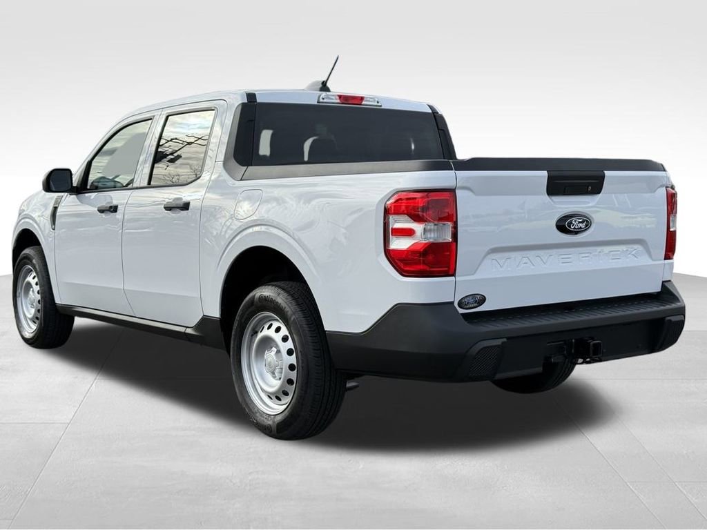 New 2025 Ford Maverick XL w/ Equipment Group 102A image 4