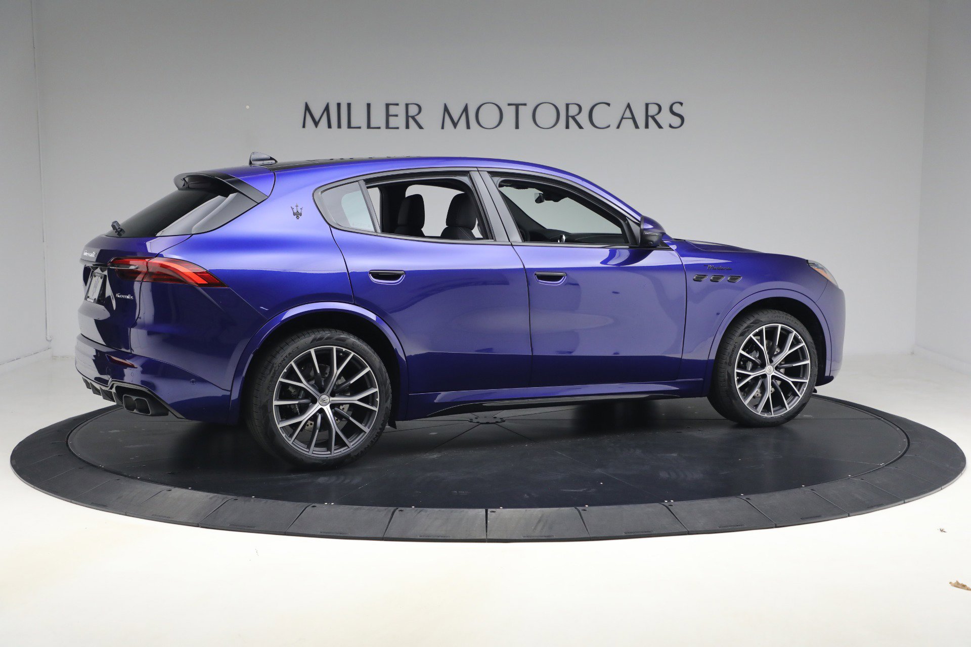 New 2026 Maserati Grecale Modena image 7