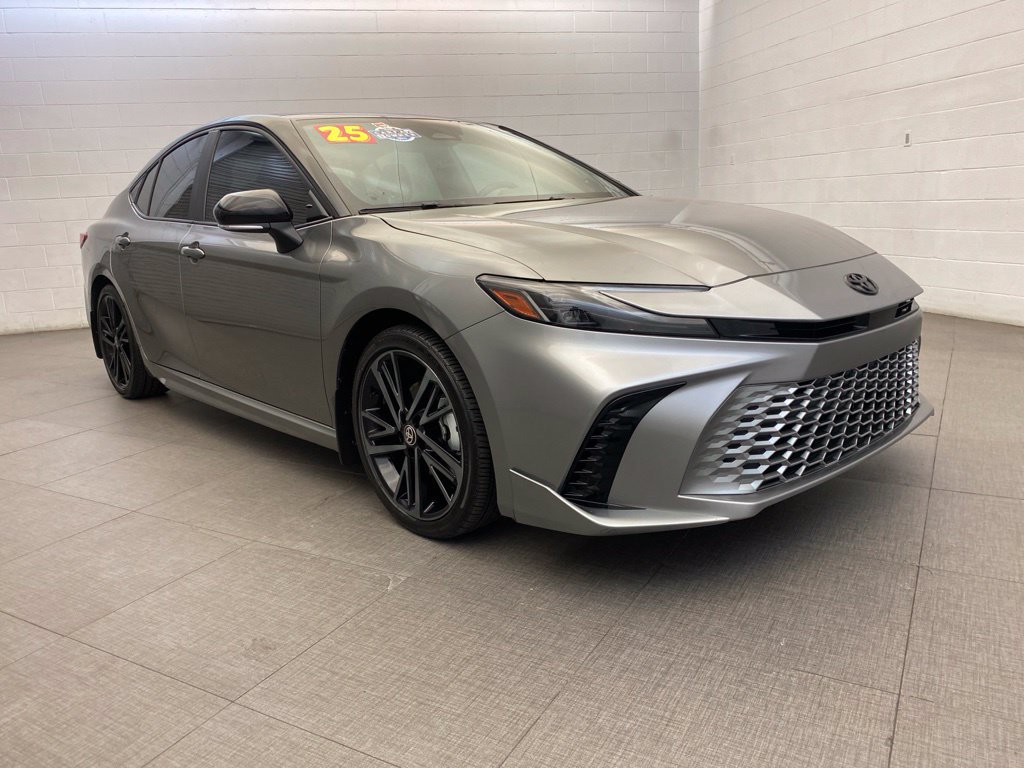 Used 2025 Toyota Camry XSE w/ Premium Package FWD image 3