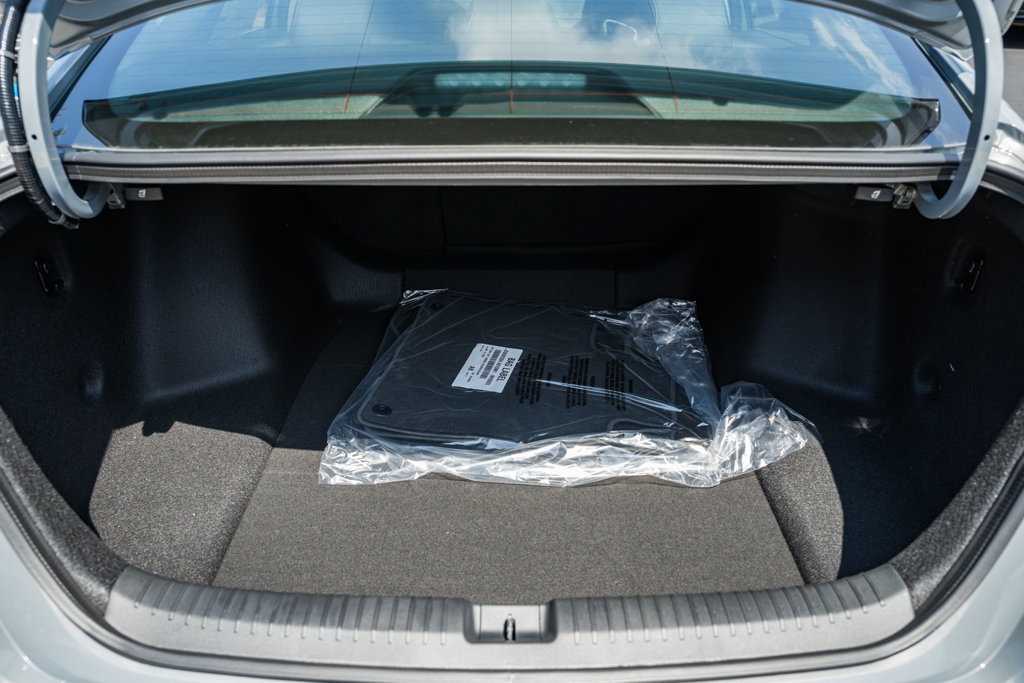 Used 2026 Honda Accord EX-L image 9