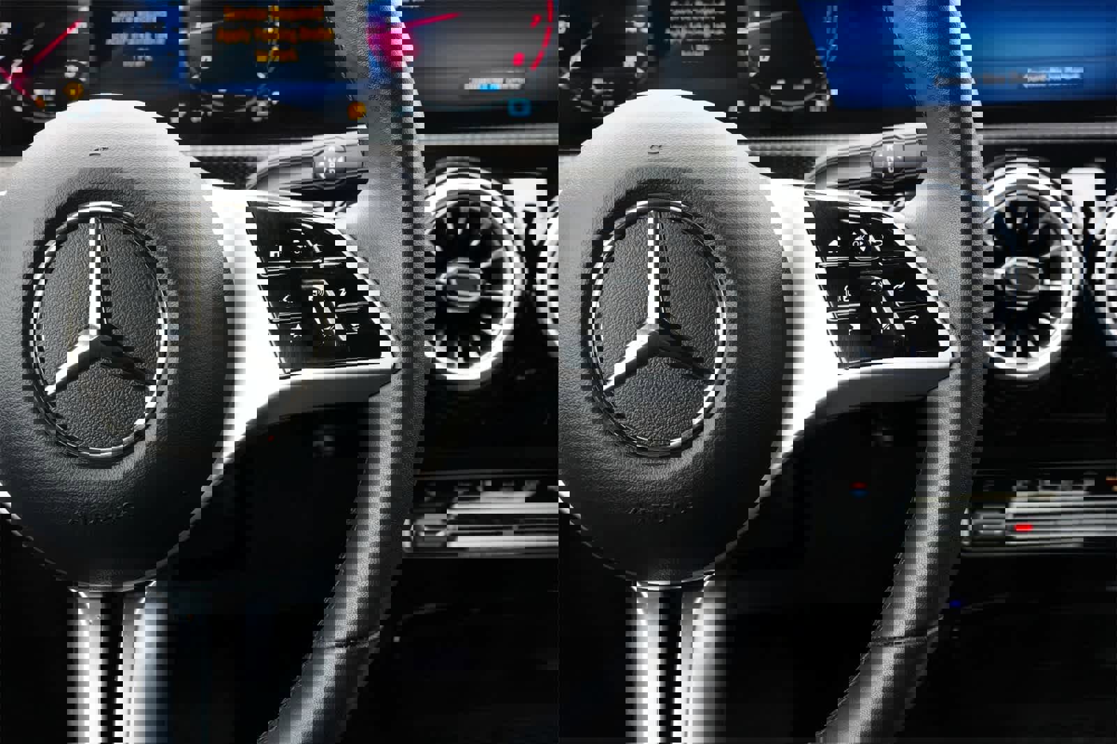 Used 2025 Mercedes-Benz CLA 250 image 12