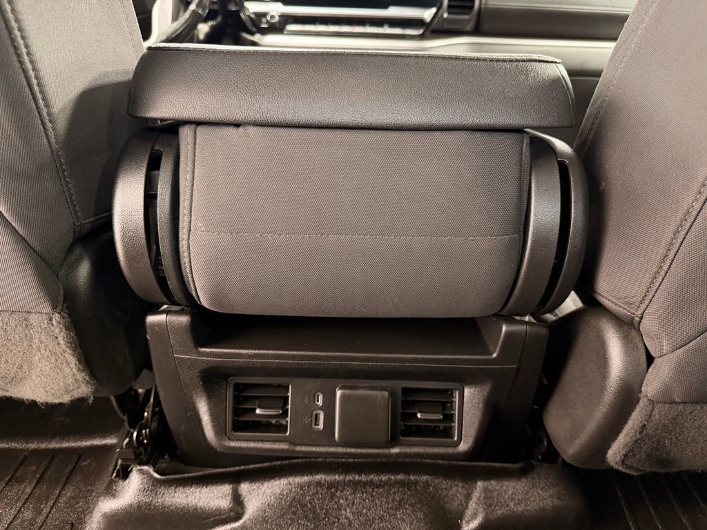 Used 2022 GMC Sierra 1500 Elevation image 24