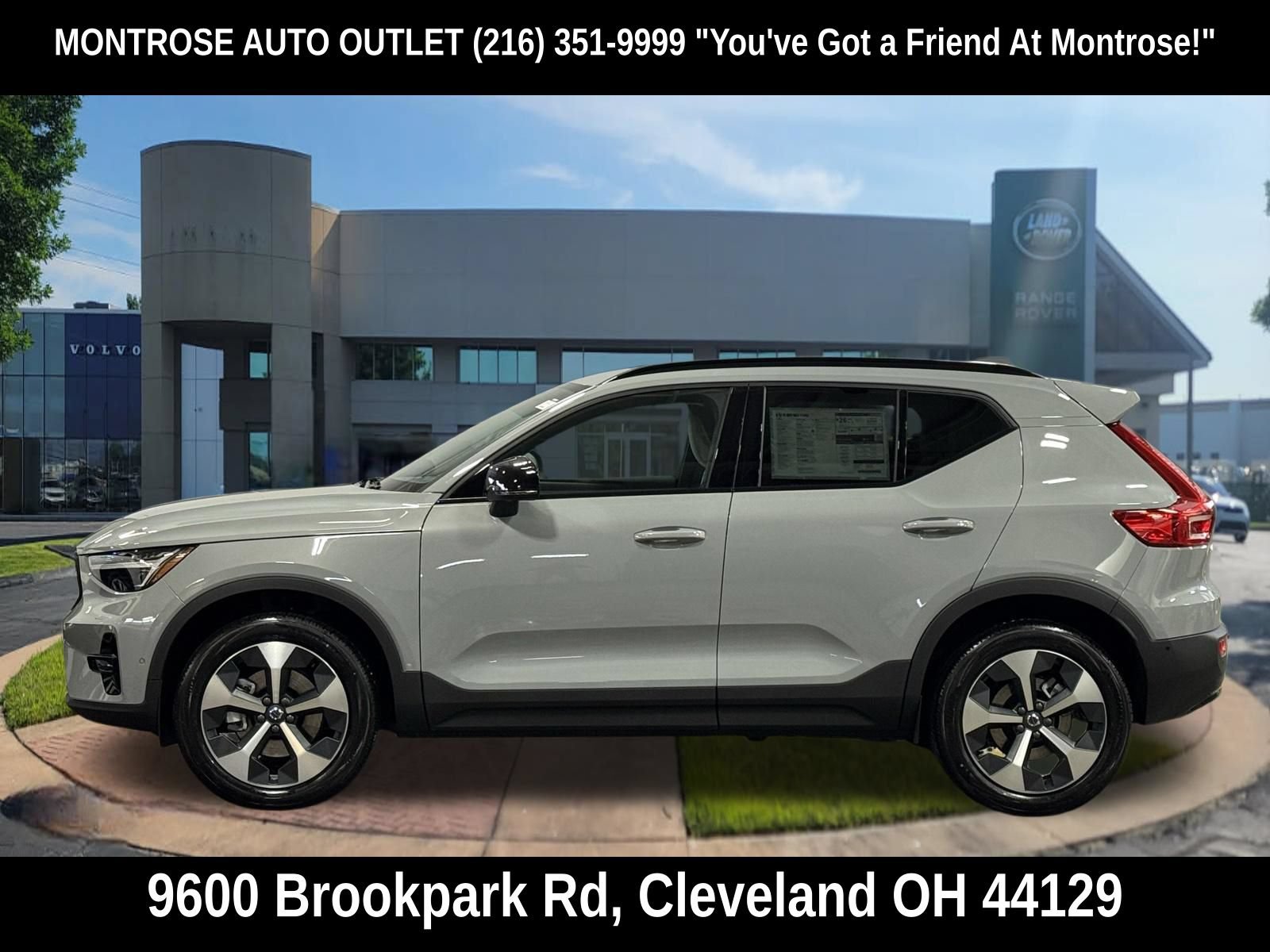 New 2026 Volvo XC40 B5 Plus w/ Protection Package Premier AWD/4WD image 2