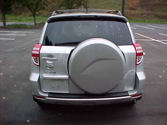 Used 2011 Toyota RAV4 4WD w/ Preferred Premium Pkg image 6