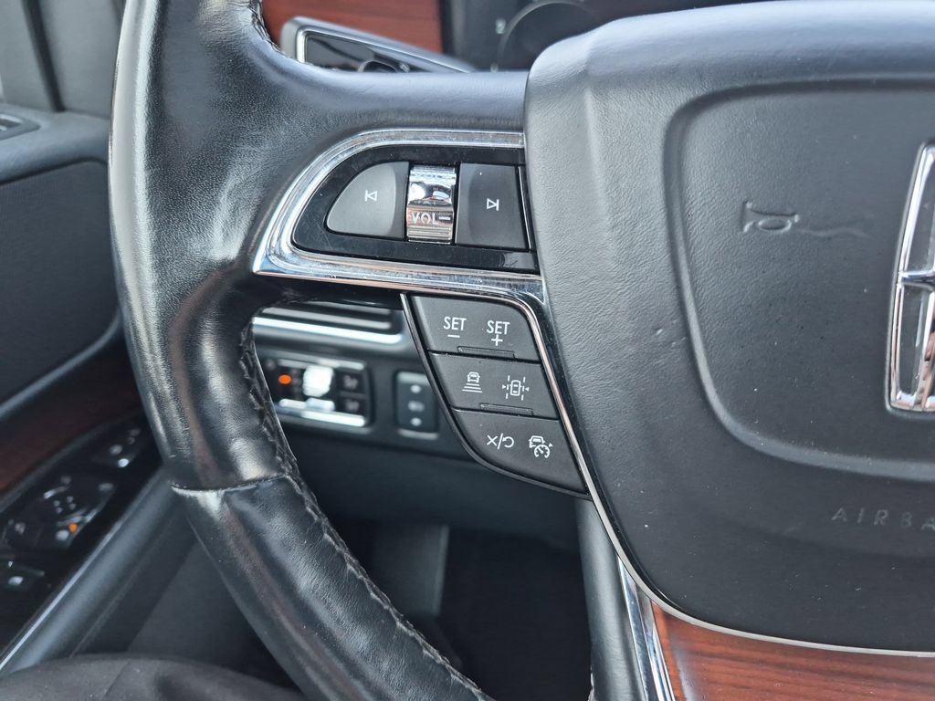 Used 2023 Lincoln Navigator Reserve AWD/4WD image 26