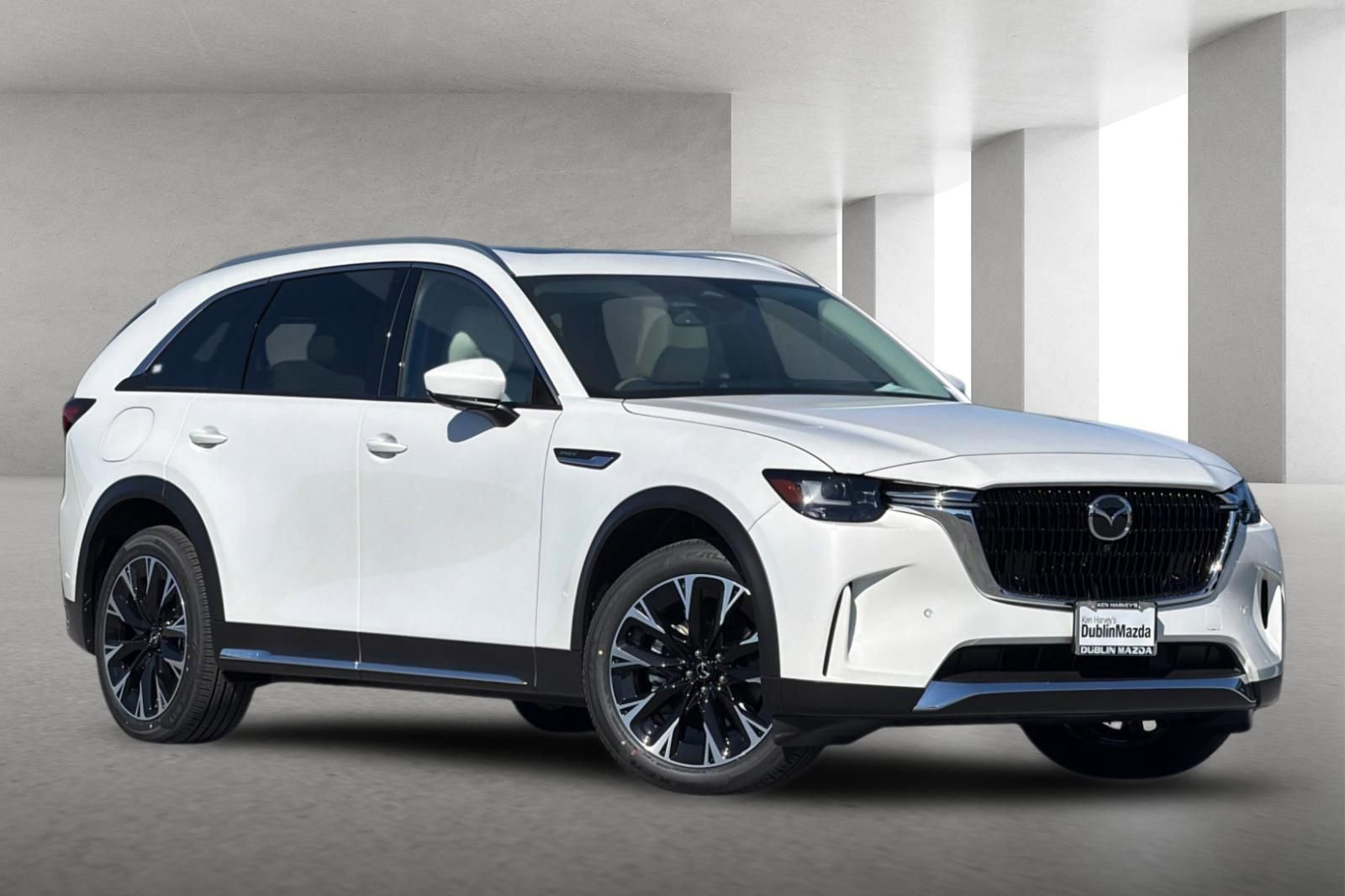 New 2026 MAZDA CX-90 Plug-In Hybrid w/ Premium Plus image 2