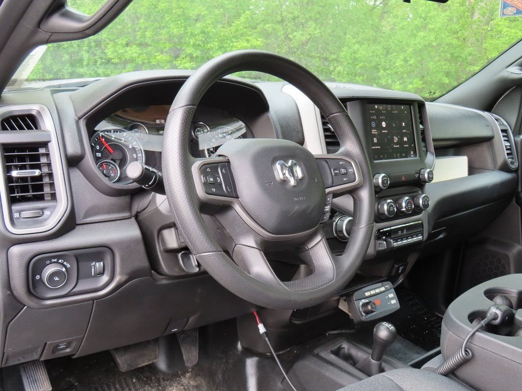 New 2024 RAM 2500 Tradesman w/ Chrome Appearance Group AWD/4WD image 17