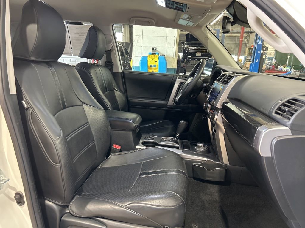 Used 2021 Toyota 4Runner SR5 image 40