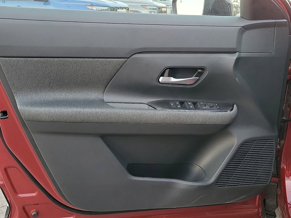 New 2026 Nissan Kicks SV w/ SV Premium Package AWD/4WD image 18