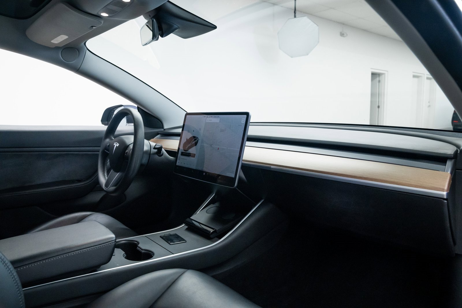 Used 2019 Tesla Model 3 Long Range image 24