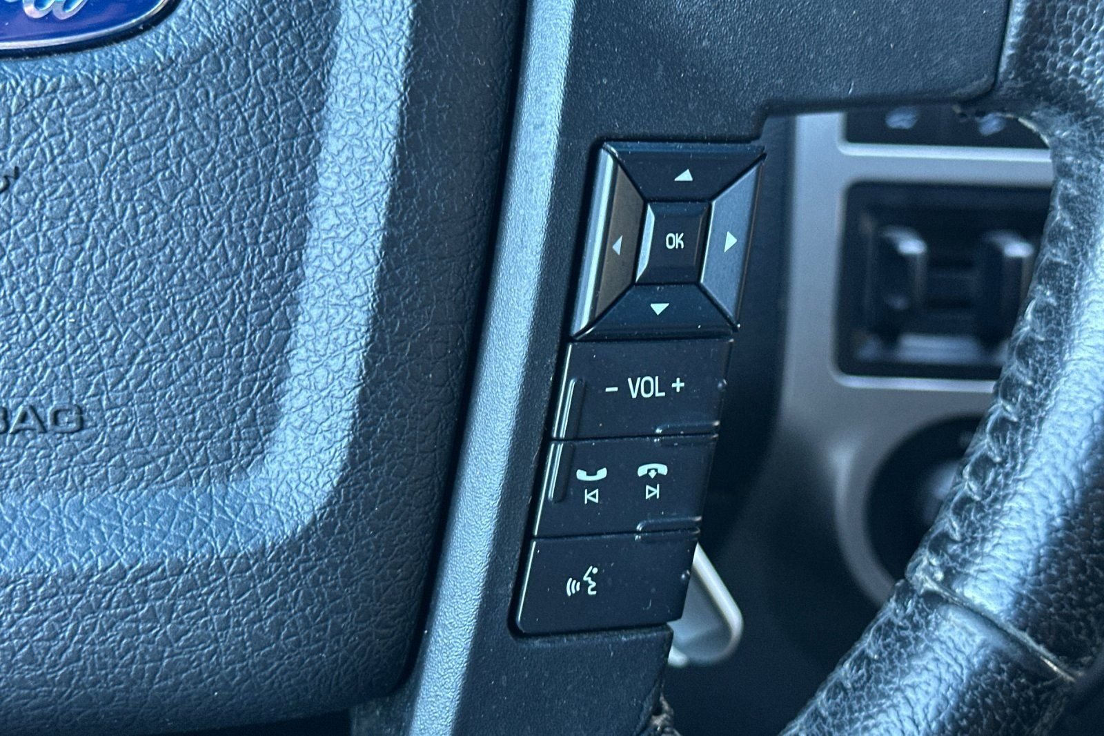 Used 2015 Ford Expedition EL XLT w/ Equipment Group 202A AWD/4WD image 30