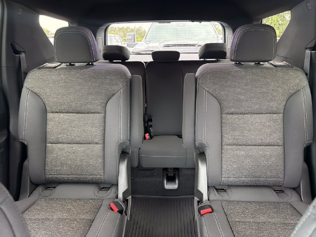 New 2027 Chevrolet Traverse LT w/ Driver Confidence Package FWD image 22