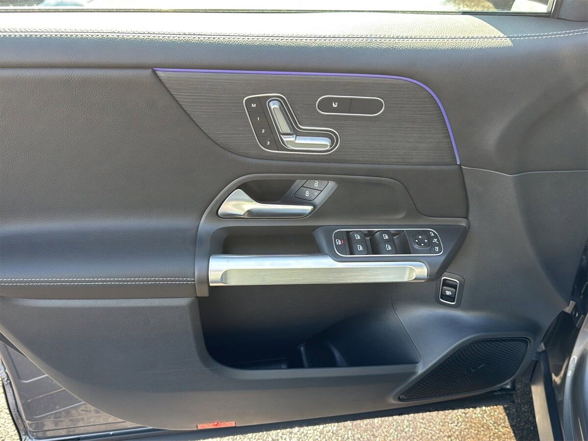 New 2026 Mercedes-Benz GLB 250 4MATIC image 21