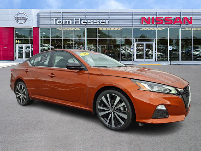 Certified 2022 Nissan Altima 2.5 SR image 1