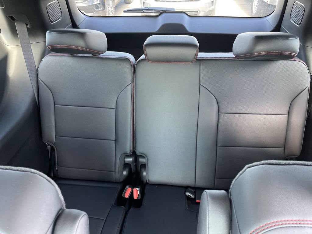New 2026 Chevrolet Traverse RS w/ LPO, Floor Liner Package image 24