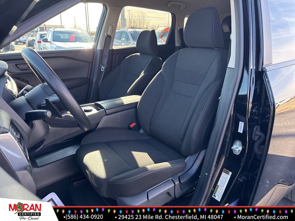 Used 2024 Nissan Rogue S image 11