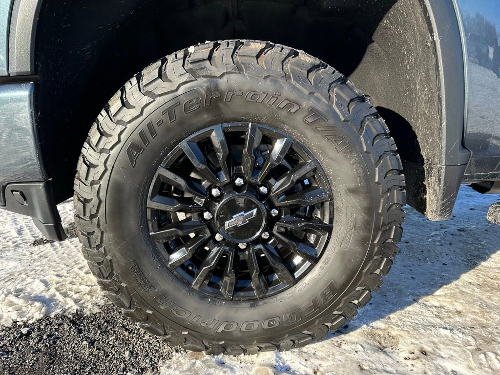 Used 2020 Chevrolet Silverado 2500 High Country w/ Z71 Off-Road Package image 17