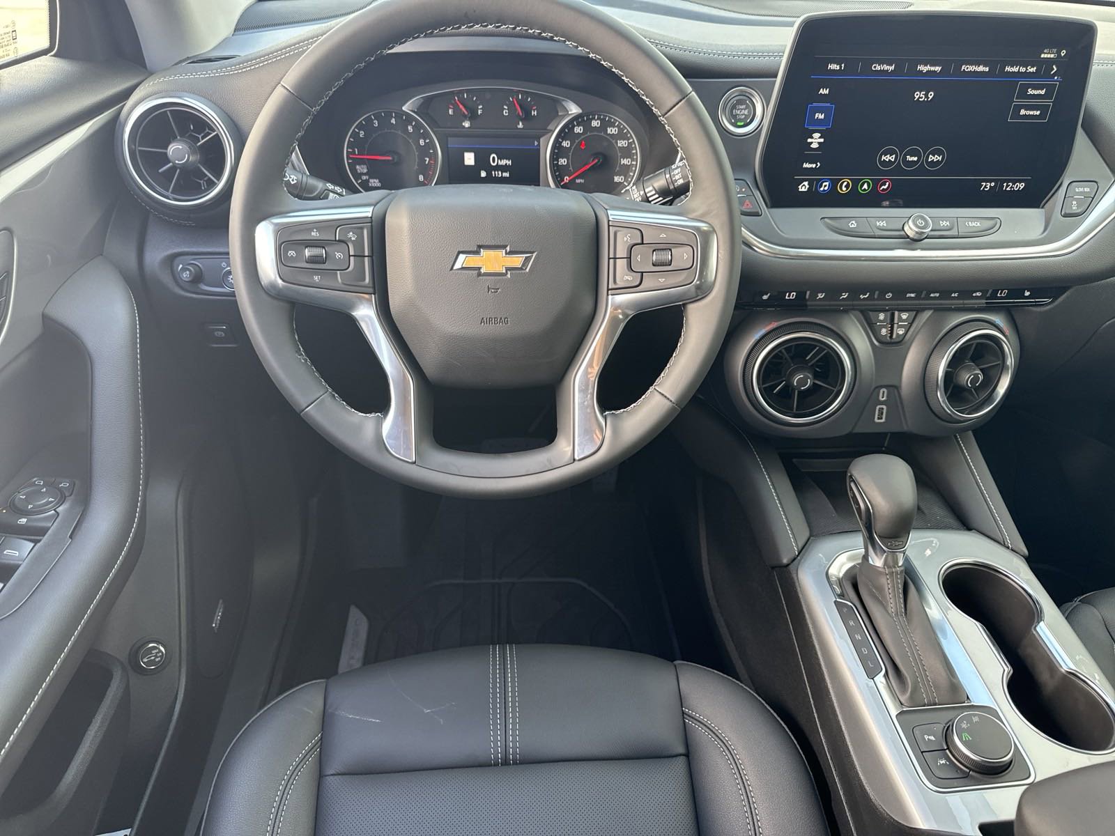 New 2025 Chevrolet Blazer LT w/ Sound & Technology Package image 18