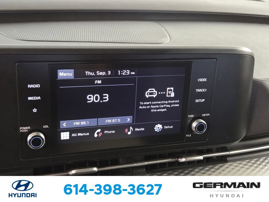 Used 2023 Kia Carnival LX FWD image 24