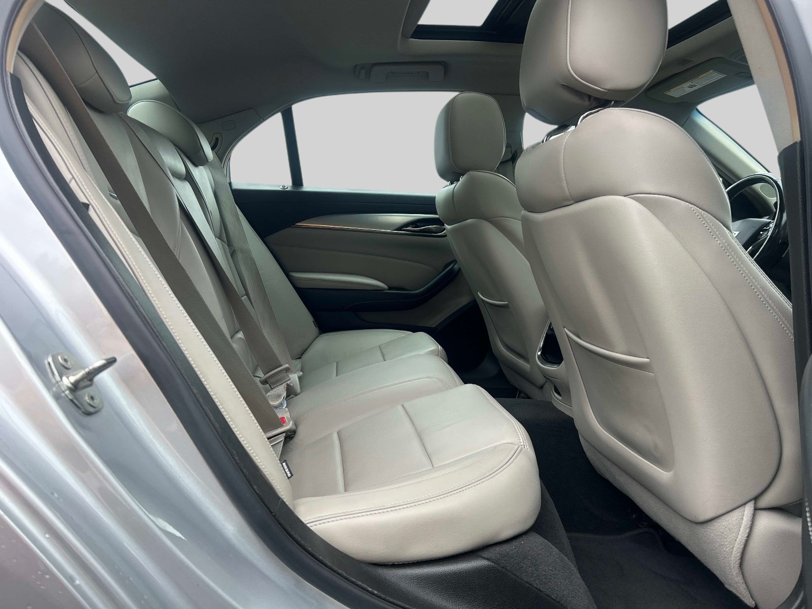 Used 2019 Cadillac CTS Luxury RWD image 18