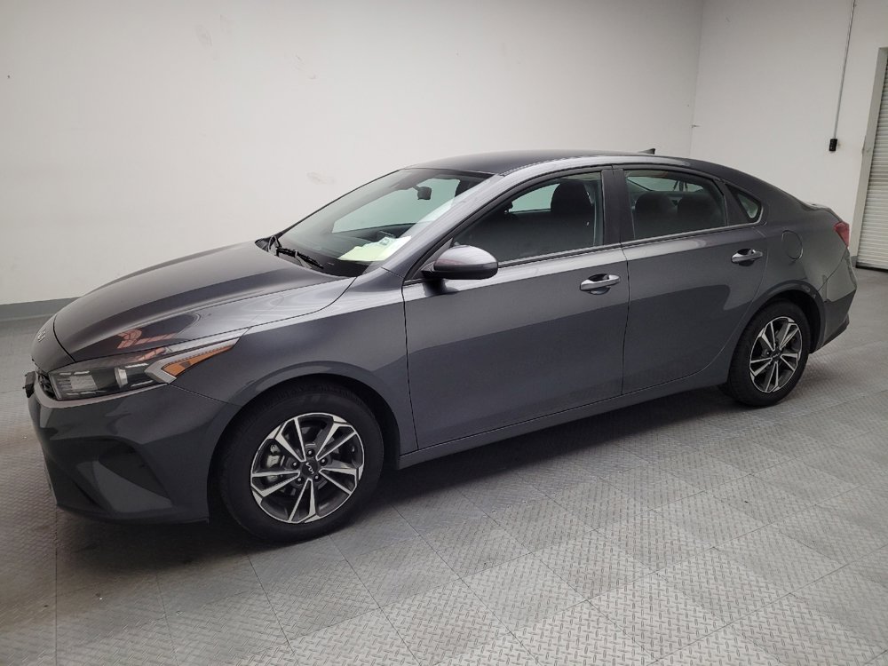 Used 2024 Kia Forte LXS image 2