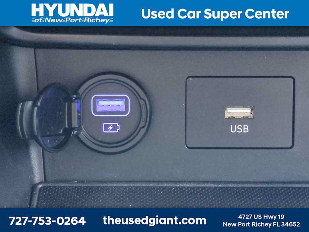 Certified 2022 Hyundai Kona SE FWD image 21