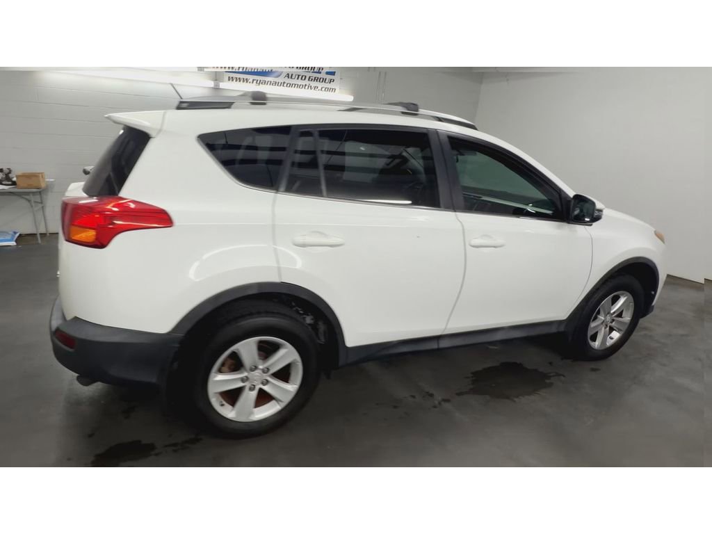 Used 2013 Toyota RAV4 XLE FWD image 9