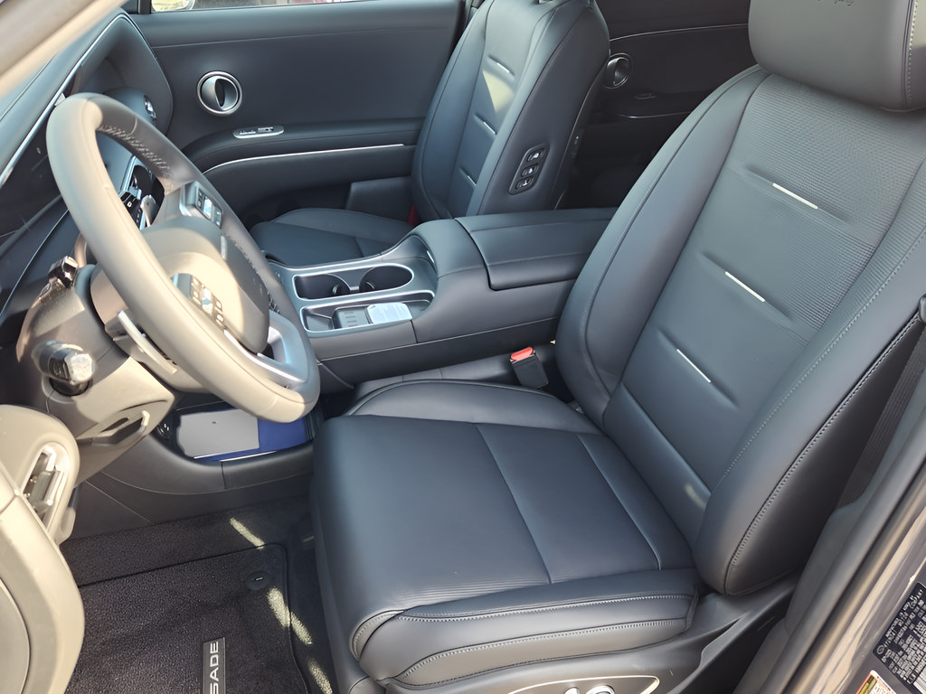 New 2026 Hyundai Palisade Calligraphy AWD/4WD image 13