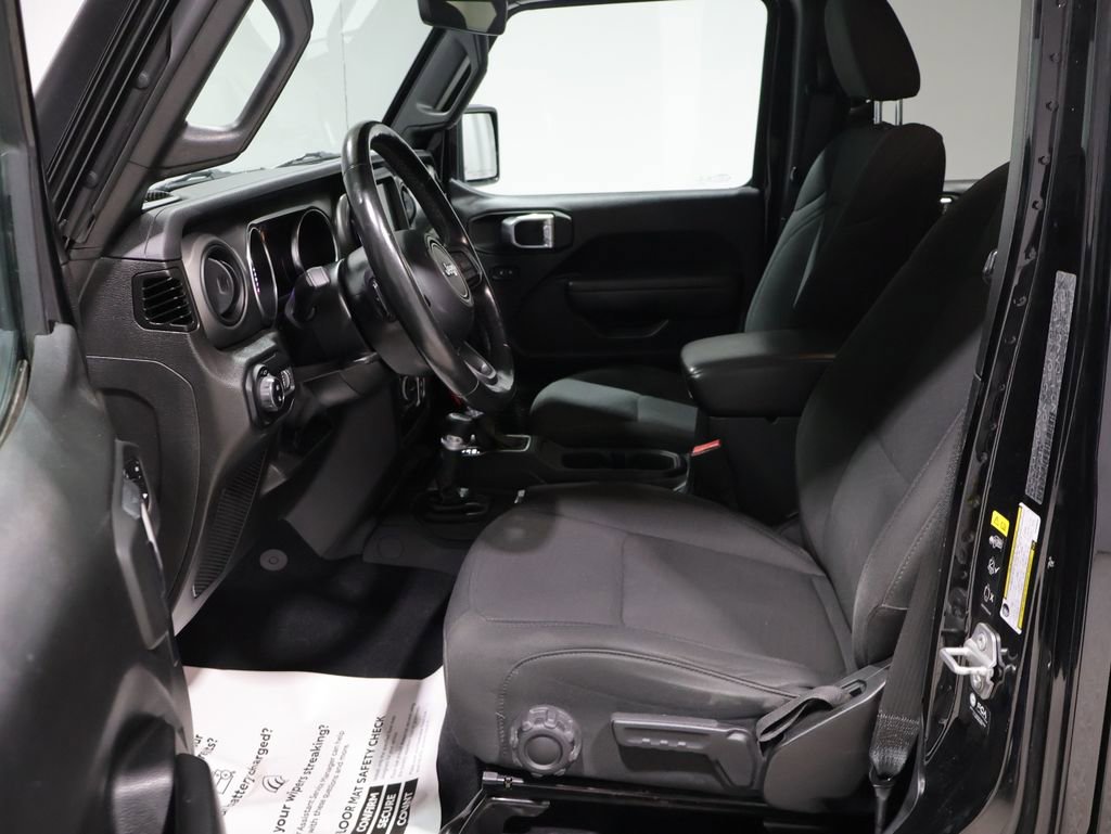 Used 2023 Jeep Gladiator Sport AWD/4WD image 11