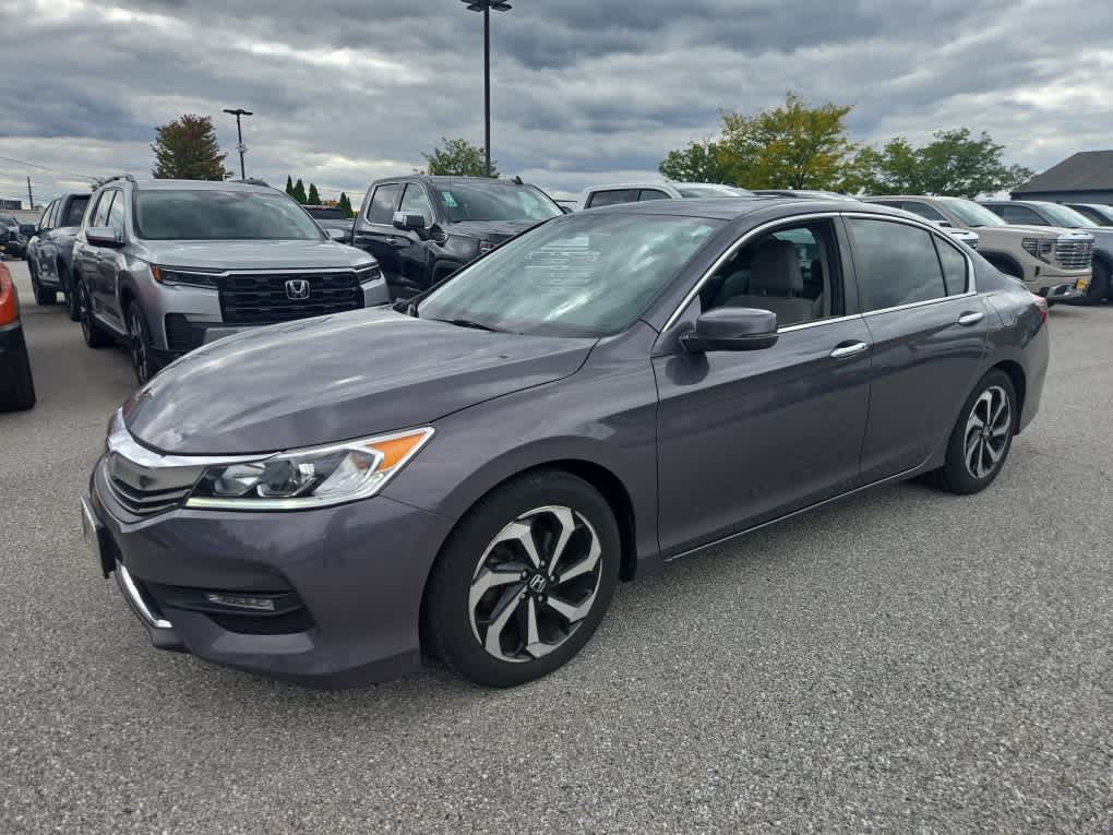 Used 2016 Honda Accord EX image 2