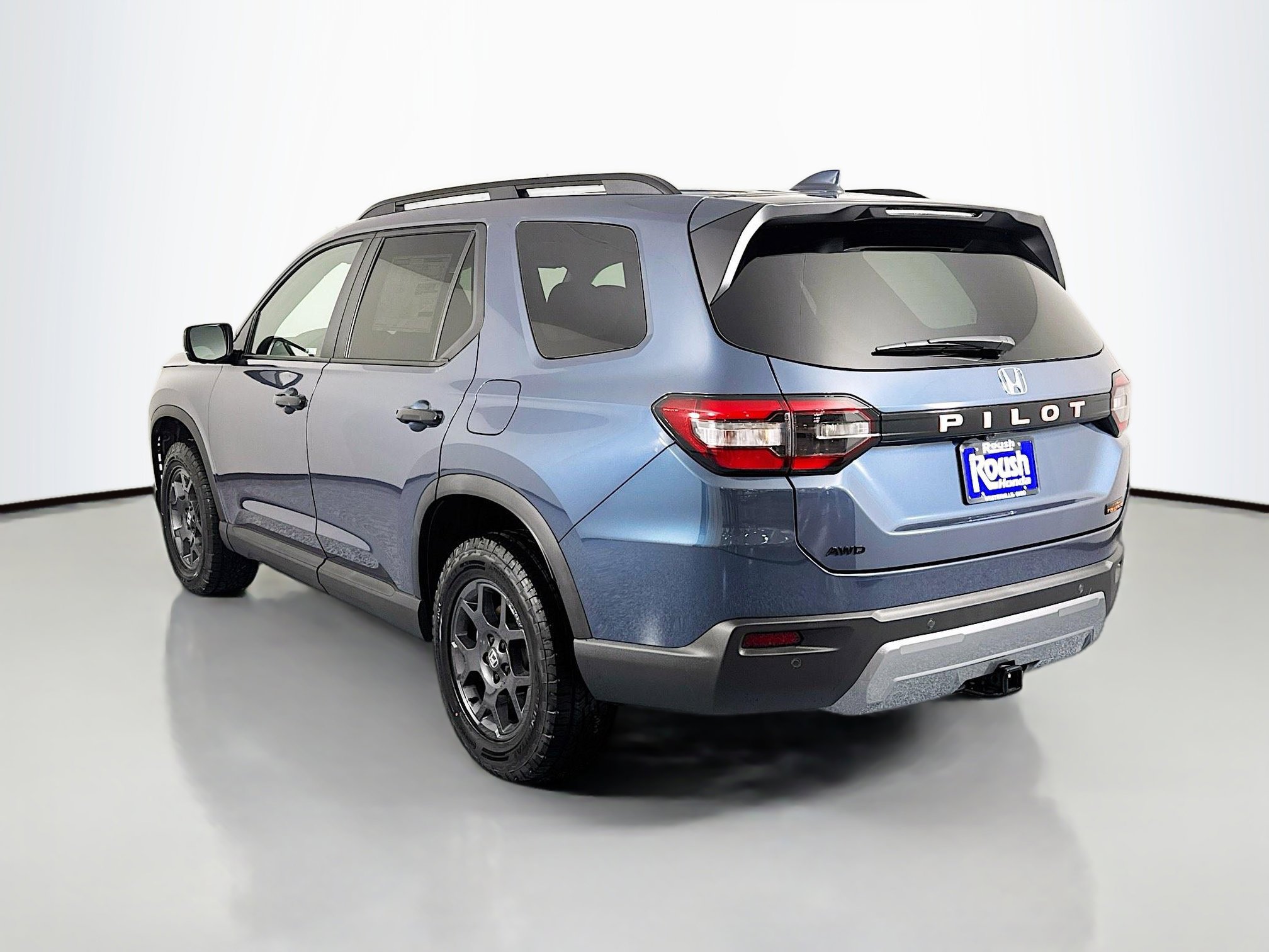 New 2026 Honda Pilot TrailSport image 7