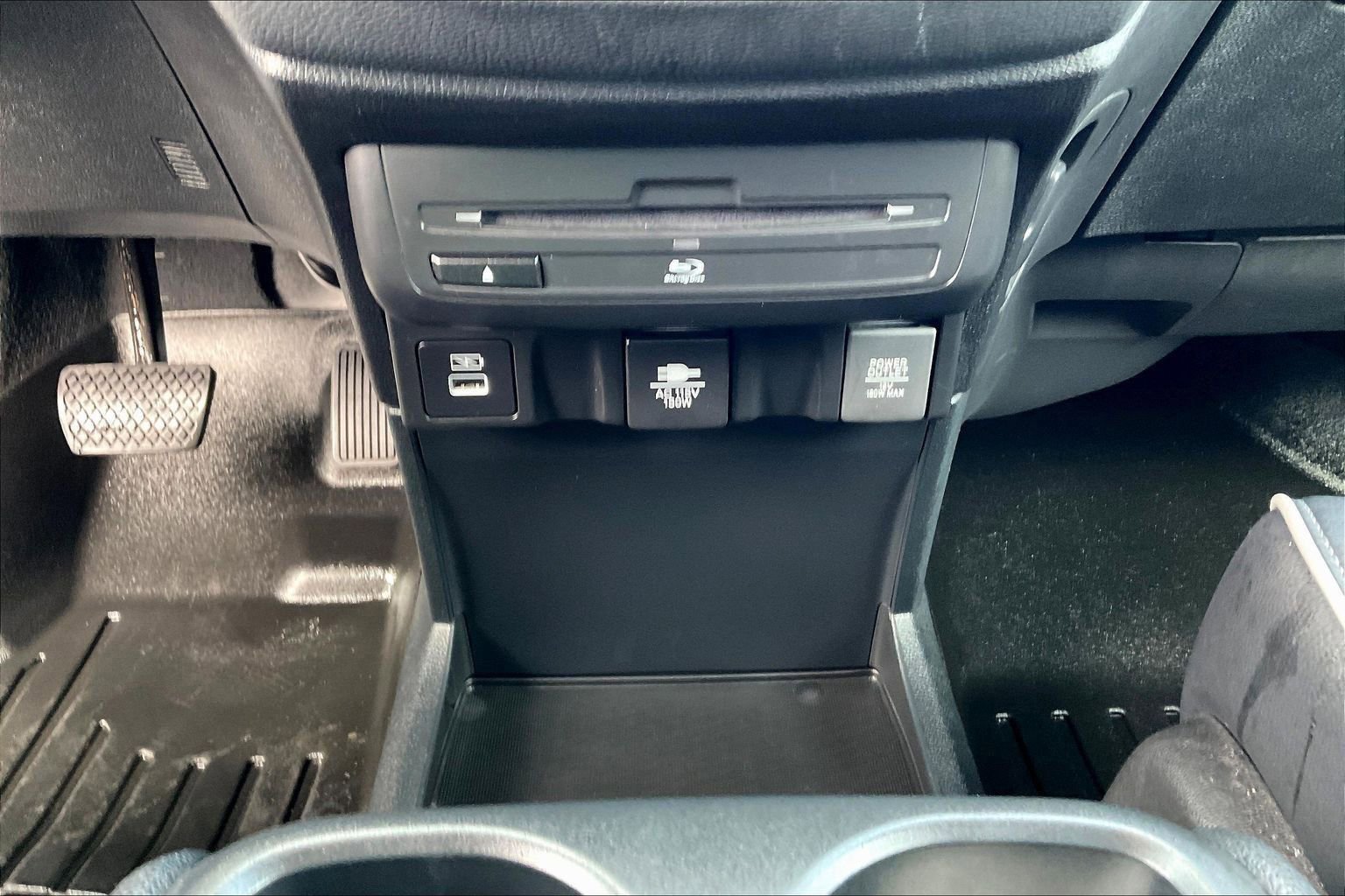 Used 2023 Honda Odyssey Elite image 32