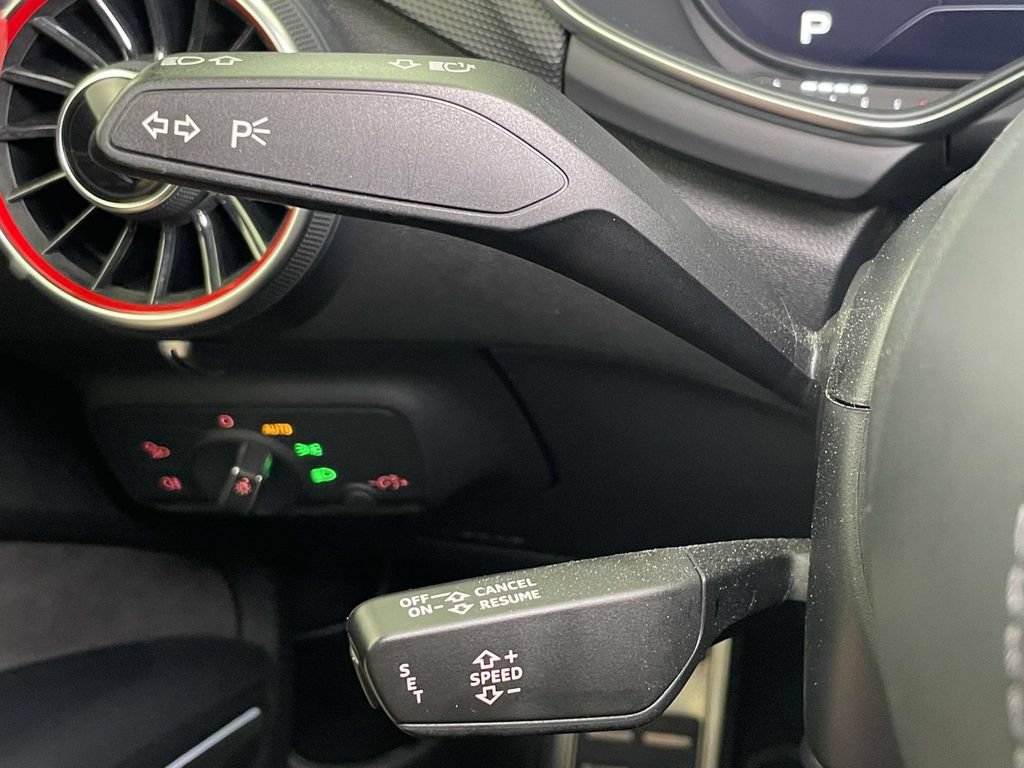 Used 2019 Audi TT RS AWD/4WD image 39